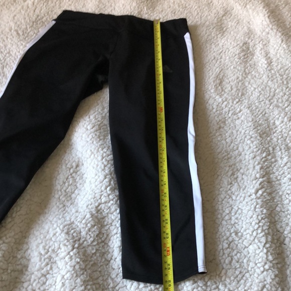 Adidas Climatecool   running crops  pant black with white mesh on  sides Sz S - Picture 7 of 8